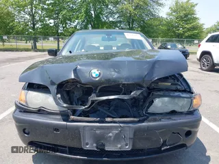 2005 BMW 3 Series 330i с VIN WBAEV53435KM40855, выставлен на аукционе IAAI как лот 42344505 с пробегом 120 060 миль миль и . История ставок и продаж доступна на DreamBid. Изображение 12.