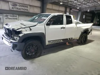 2016 Toyota Tundra SR z VIN 5TFRM5F11GX100988, wystawiony jako Copart lot #86719774 z przebiegiem Nie podano mil oraz Szkoda całkowita • Salvage title. Historia ofert i sprzedaży dostępna na DreamBid. Obrazek 1.