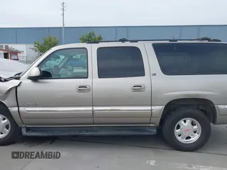 2000 GMC Yukon XL SLT with VIN 3GKFK16T8YG214595, listed as a IAAI auction lot 41718828 with 289,483 mi miles. Bid and sale history available at carsss.com. Image 14.