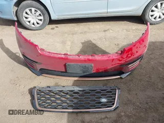 2019 Land Rover Range Rover Velar R-Dynamic SE с VIN SALYL2EX8KA783134, выставлен на аукционе IAAI как лот 41827957 с пробегом 66 666 миль миль и . История ставок и продаж доступна на DreamBid. Изображение 12.