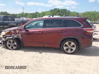 2014 Toyota Highlander Limited z VIN 5TDDKRFH1ES042761, wystawiony jako IAAI lot #42077158 z przebiegiem 122 966 mil mil oraz . Historia ofert i sprzedaży dostępna na DreamBid. Obrazek 14.