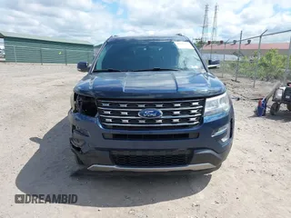 2017 Ford Explorer XLT z VIN 1FM5K8D82HGD51392, wystawiony jako IAAI lot #42224352 z przebiegiem 127 450 mil mil oraz . Historia ofert i sprzedaży dostępna na DreamBid. Obrazek 13.
