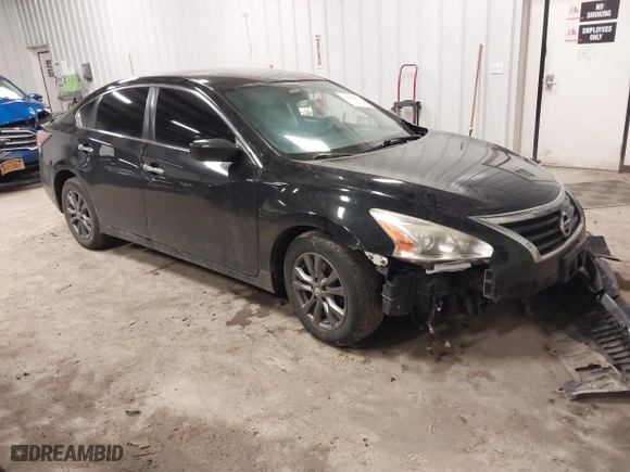 2015 Nissan Altima 2.5 with VIN 1N4AL3AP0FN894155, listed as a IAAI auction lot 41682914 with 150,200 mi miles. Bid and sale history available at carsss.com. Image 1.
