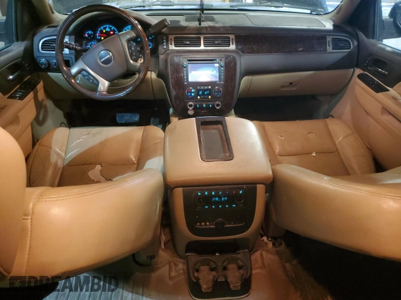 2013 GMC Yukon XL Denali with VIN 1GKS2MEF1DR180473, listed as a Copart auction lot 45348225 with 161,383 mi miles and Salvage Title. Bid and sale history available at carsss.com. Image 8.