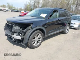 2020 Ford Explorer XLT with VIN 1FMSK8DH1LGB72160, listed as a IAAI auction lot 41992052 with 79,556 mi miles. Bid and sale history available at carsss.com. Image 18.