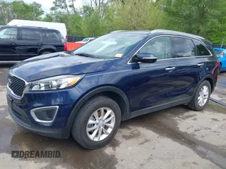2017 Kia Sorento LX z VIN 5XYPG4A3XHG287217, wystawiony jako IAAI lot #42067077 z przebiegiem 112 324 mil mil oraz . Historia ofert i sprzedaży dostępna na DreamBid. Obrazek 20.