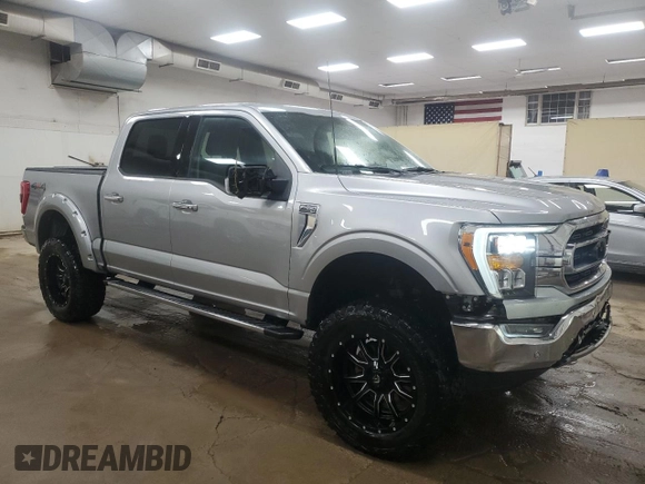 2021 Ford F-150 XL z VIN 1FTFW1E50MFA23431, wystawiony jako Copart lot #51638895 z przebiegiem 51 473 mil mil oraz Szkoda całkowita • Salvage title. Historia ofert i sprzedaży dostępna na DreamBid. Obrazek 4.