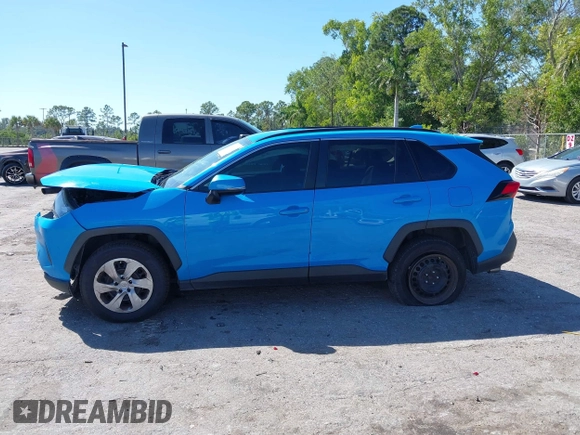 2019 Toyota RAV4 LE with VIN 2T3K1RFV6KW026338, listed as a IAAI auction lot 41763193 with 152,909 mi miles. Bid and sale history available at carsss.com. Image 14.