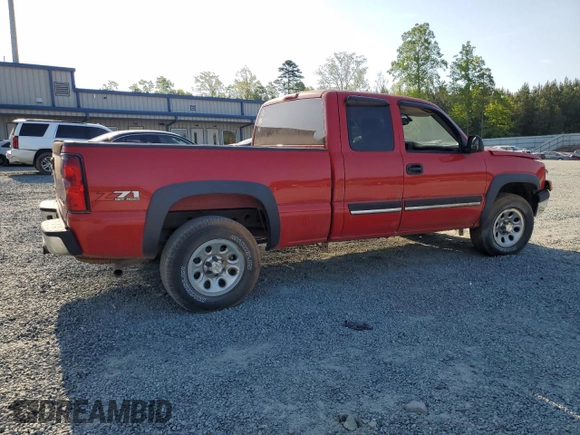 2005 Chevrolet Silverado 1500 Z71 z VIN 1GCEK19B15Z109922, wystawiony jako Copart lot #51822285 z przebiegiem Nie podano mil oraz Szkoda całkowita • Salvage title. Historia ofert i sprzedaży dostępna na DreamBid. Obrazek 3.