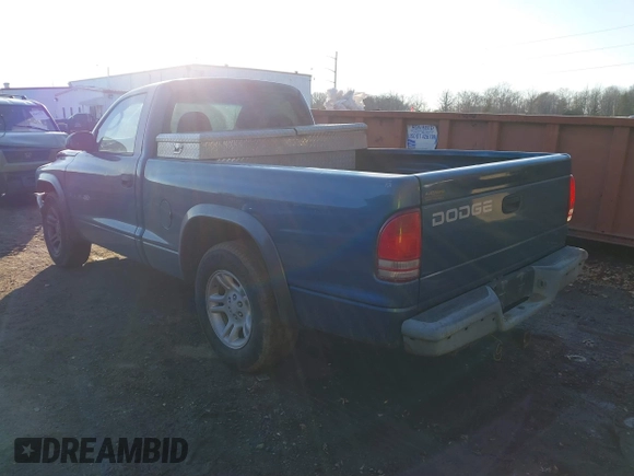 2002 Dodge Dakota with VIN 1B7FL16X92S663618, listed as a IAAI auction lot 41441241 with 314,122 mi miles and . Bid and sale history available at carsss.com. Image 3.