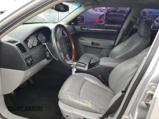2007 Chrysler 300 C with VIN 2C3LK63H37H751602, listed as a Copart auction lot 42035015 with Not Provided miles and Salvage Title. Bid and sale history available at DreamBid. Image 7.