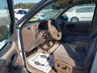 2004 Chevrolet TrailBlazer LS with VIN 1GNDT13S842389970, listed as a IAAI auction lot 40377507 with 178,488 mi miles and . Bid and sale history available at DreamBid. Image 5.