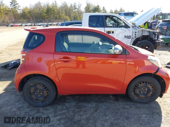 2012 Scion iQ z VIN JTNJJXB08CJ020482, wystawiony jako IAAI lot #41834604 z przebiegiem Nie podano mil oraz . Historia ofert i sprzedaży dostępna na DreamBid. Obrazek 12.