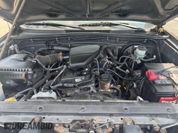 2010 Toyota Tacoma with VIN 5TEUX4EN9AZ726630, listed as a Copart auction lot 62417735 with 211,445 mi miles and Clean title. Bid and sale history available at DreamBid. Image 7.