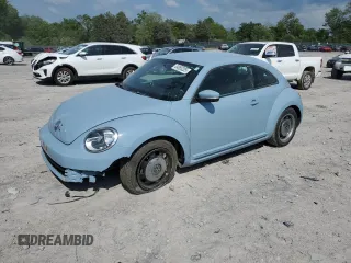 2013 Volkswagen Beetle 2.5L с VIN 3VWJX7AT2DM600603, выставлен на аукционе Copart как лот 54985205 с пробегом 72 749 миль миль и Списание • Salvage title. История ставок и продаж доступна на DreamBid. Изображение 1.