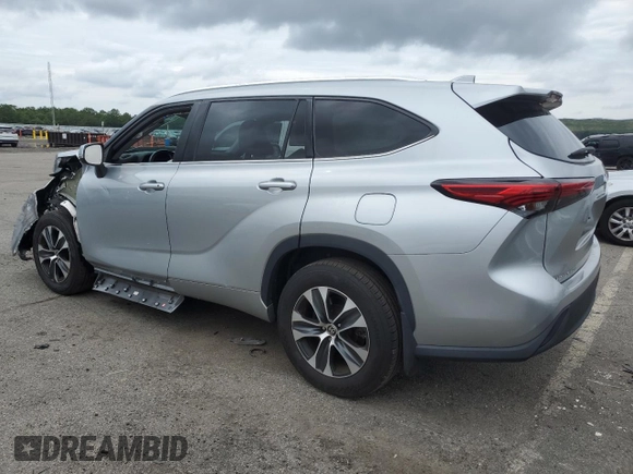 2021 Toyota Highlander XLE with VIN 5TDGZRBH3MS544801, listed as a Copart auction lot 63478355 with 54,616 mi miles and Salvage title. Bid and sale history available at DreamBid. Image 2.