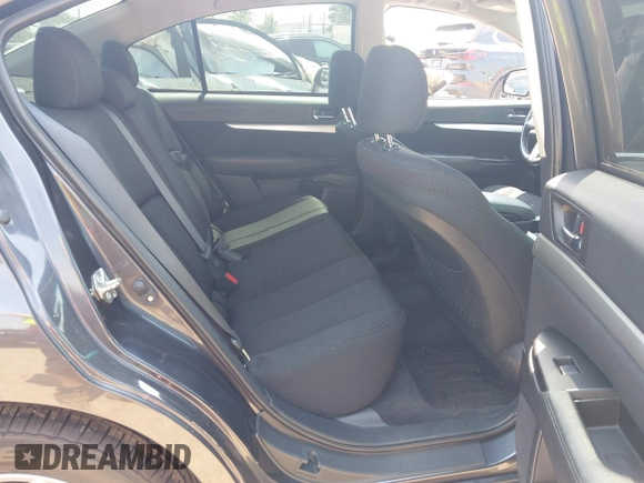 2010 Subaru Legacy Premium z VIN 4S3BMAG62A1235024, wystawiony jako IAAI lot #42482725 z przebiegiem 107 073 mil mil oraz . Historia ofert i sprzedaży dostępna na DreamBid. Obrazek 8.