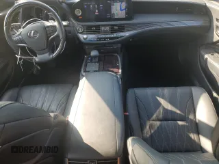 2022 Lexus LS 500 z VIN JTHD51GF5N5010891, wystawiony jako Copart lot #59223265 z przebiegiem 34 289 mil mil oraz Szkoda całkowita • Salvage title. Historia ofert i sprzedaży dostępna na DreamBid. Obrazek 8.