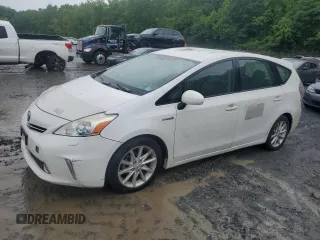 2012 Toyota Prius Two z VIN JTDZN3EU9C3031837, wystawiony jako Copart lot #59492455 z przebiegiem 440 692 mil mil oraz Czysty tytuł • Clean title. Historia ofert i sprzedaży dostępna na DreamBid. Obrazek 1.