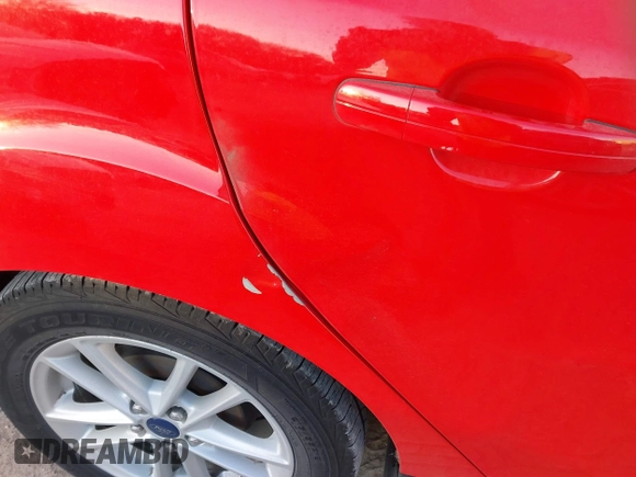 2016 Ford Focus SE with VIN 1FADP3F27GL271322, listed as a IAAI auction lot 41445039 with 100,195 mi miles. Bid and sale history available at carsss.com. Image 13.