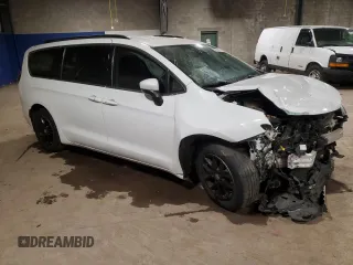 2020 Chrysler Voyager LXi z VIN 2C4RC1DG2LR172519, wystawiony jako Copart lot #52283325 z przebiegiem 112 394 mil mil oraz Szkoda całkowita • Salvage title. Historia ofert i sprzedaży dostępna na DreamBid. Obrazek 4.