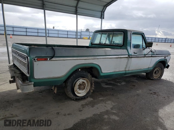 1977 Ford F-250 z VIN F25SRZ09373, wystawiony jako Copart lot #45238815 z przebiegiem 10 482 mil mil oraz Czysty tytuł • Clean title. Historia ofert i sprzedaży dostępna na DreamBid. Obrazek 3.