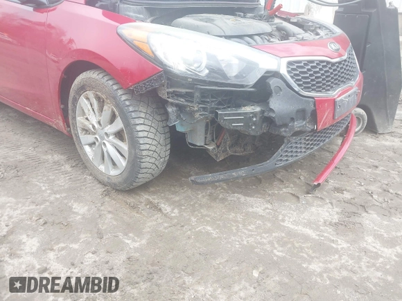 2016 Kia Forte LX with VIN KNAFX4A64G5580203, listed as a IAAI auction lot 41961563 with 140,800 mi miles. Bid and sale history available at carsss.com. Image 6.