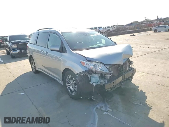 2019 Toyota Sienna XLE Auto Access Seat with VIN 5TDYZ3DC4KS993338, listed as a Copart auction lot 44029395 with 71,430 mi miles and Salvage Title. Bid and sale history available at carsss.com. Image 14.