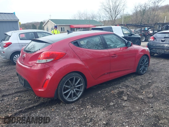 2012 Hyundai Veloster w/Black Int z VIN KMHTC6AD4CU072868, wystawiony jako IAAI lot #42029030 z przebiegiem 112 817 mil mil oraz . Historia ofert i sprzedaży dostępna na DreamBid. Obrazek 4.