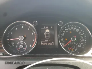 2015 Volkswagen CC Lux with VIN WVWRN7AN5FE819321, listed as a Copart auction lot 72466104 with 143,648 mi miles and Salvage Title. Bid and sale history available at carsss.com. Image 9.