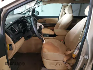 2016 Kia Sedona LX with VIN KNDMB5C13G6172544, listed as a Copart auction lot 47193565 with 101,044 mi miles and Salvage Title. Bid and sale history available at carsss.com. Image 7.