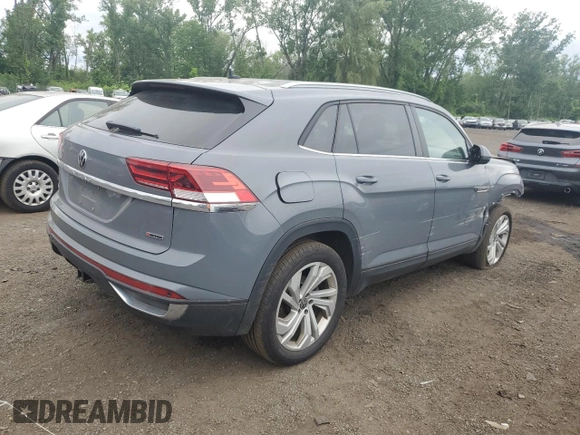 2020 Volkswagen Atlas SE with VIN 1V21E2CA2LC217394, listed as a Copart auction lot 62007135 with 150,599 mi miles and Salvage title. Bid and sale history available at DreamBid. Image 3.
