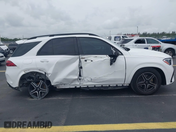 2024 Mercedes-Benz GLE 450 with VIN 4JGFB5KB6RB158663, listed as a IAAI auction lot 42415861 with 19,110 mi miles and . Bid and sale history available at DreamBid. Image 13.