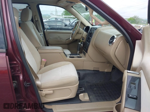 2008 Ford Explorer Sport Trac Limited z VIN 1FMEU33E78UA25674, wystawiony jako IAAI lot #42064832 z przebiegiem 309 373 mil mil oraz . Historia ofert i sprzedaży dostępna na DreamBid. Obrazek 5.