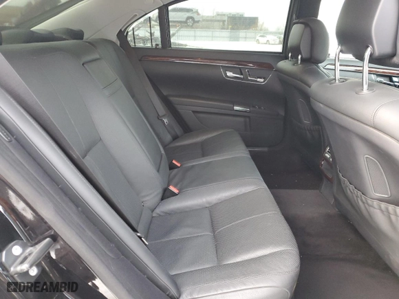 2009 Mercedes-Benz S-Class 5.5L V8 with VIN WDDNG86X69A264020, listed as a Copart auction lot 45210155 with 120,147 mi miles and Clean Title. Bid and sale history available at carsss.com. Image 10.