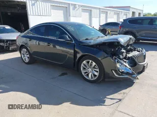 2014 Buick Regal with VIN 2G4GK5EX1E9261240, listed as a IAAI auction lot 41832937 with 118,211 mi miles. Bid and sale history available at carsss.com. Image 1.