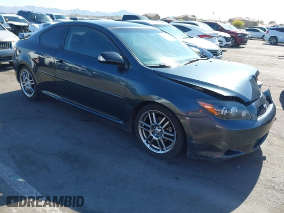 2010 Scion tC z VIN JTKDE3B77A0302913, wystawiony jako IAAI lot #42148963 z przebiegiem 117 394 mil mil oraz . Historia ofert i sprzedaży dostępna na DreamBid. Obrazek 1.