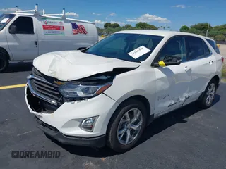2020 Chevrolet Equinox LT z VIN 3GNAXKEV0LS650936, wystawiony jako IAAI lot #42263480 z przebiegiem 51 723 mil mil oraz . Historia ofert i sprzedaży dostępna na DreamBid. Obrazek 17.