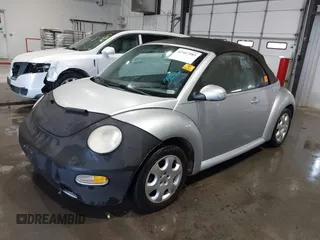 2003 Volkswagen Beetle GLS с VIN 3VWCK21Y53M311932, выставлен на аукционе IAAI как лот 42467585 с пробегом 145 346 миль миль и . История ставок и продаж доступна на DreamBid. Изображение 2.