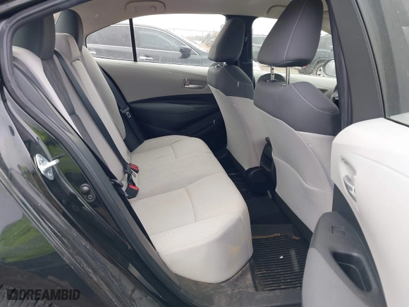 2020 Toyota Corolla LE with VIN JTDEPRAE6LJ059732, listed as a IAAI auction lot 41877377 with 70,015 mi miles. Bid and sale history available at carsss.com. Image 8.