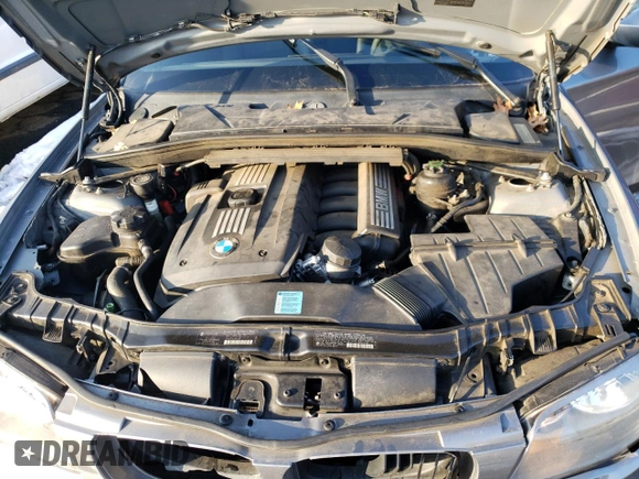 2009 BMW 1 Series 128i with VIN WBAUN13569VH80991, listed as a Copart auction lot 43225685 with 104,652 mi miles and Salvage Title. Bid and sale history available at DreamBid. Image 11.