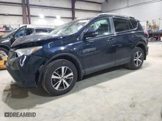 2017 Toyota RAV4 XLE with VIN 2T3RFREV5HW620929, listed as a Copart auction lot 45407255 with 111,759 mi miles and Salvage Title. Bid and sale history available at carsss.com. Image 1.