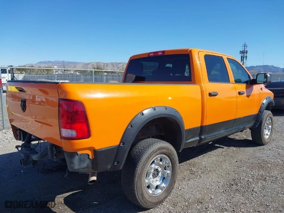 2014 Ram 2500 Tradesman with VIN 3C6TR5CTXEG235098, listed as a IAAI auction lot 41831596 with 97,540 mi miles. Bid and sale history available at carsss.com. Image 4.