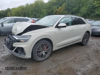 2023 Audi Q8 Premium Plus z VIN WA1EVBF14PD008652, wystawiony jako Copart lot #69331374 z przebiegiem Nie podano mil oraz Szkoda całkowita • Salvage title. Historia ofert i sprzedaży dostępna na DreamBid. Obrazek 1.