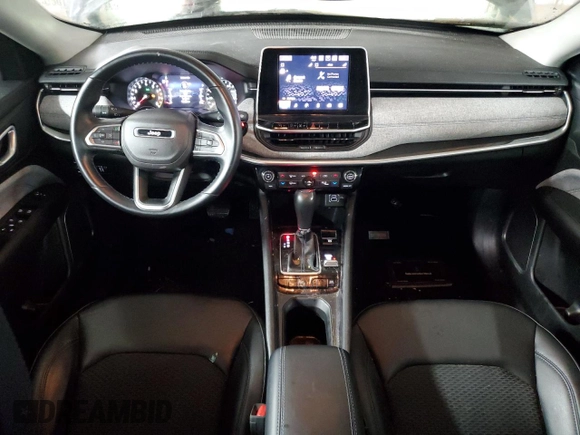 2022 Jeep Compass Latitude z VIN 3C4NJDBB8NT115285, wystawiony jako Copart lot #44131635 z przebiegiem 16 683 mil mil oraz Szkoda całkowita • Salvage title. Historia ofert i sprzedaży dostępna na DreamBid. Obrazek 8.