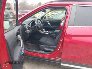 2020 Mitsubishi Eclipse Cross SE with VIN JA4AS5AA0LZ032475, listed as a IAAI auction lot 41621456 with 61,272 mi miles and . Bid and sale history available at DreamBid. Image 5.