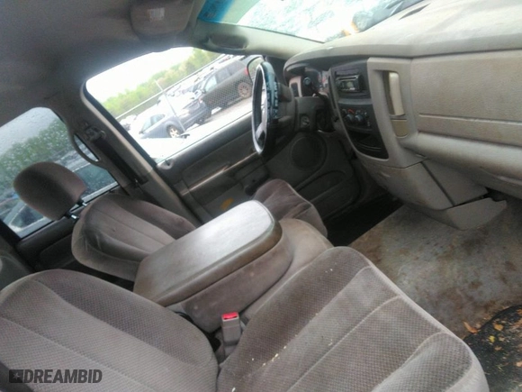 2005 Dodge Ram 1500 SLT with VIN 1D7HA18N65J600227, listed as a IAAI auction lot 41879270 with 338,592 mi miles. Bid and sale history available at carsss.com. Image 5.