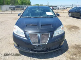 2008 Pontiac G6 GXP with VIN 1G2ZM177584219484, listed as a IAAI auction lot 42051856 with 276,664 mi miles. Bid and sale history available at carsss.com. Image 6.