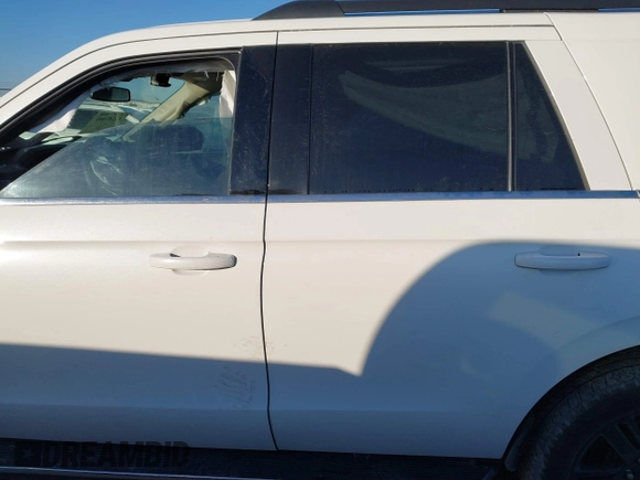 2022 Ford Expedition XLT with VIN 1FMJU1HT6NEA50257, listed as a IAAI auction lot 41147441 with 48,479 mi miles. Bid and sale history available at carsss.com. Image 13.