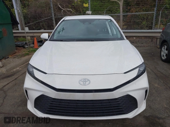 2025 Toyota Camry LE with VIN 4T1DAACK9SU503003, listed as a IAAI auction lot 41797213 with 8,208 mi miles and . Bid and sale history available at DreamBid. Image 13.